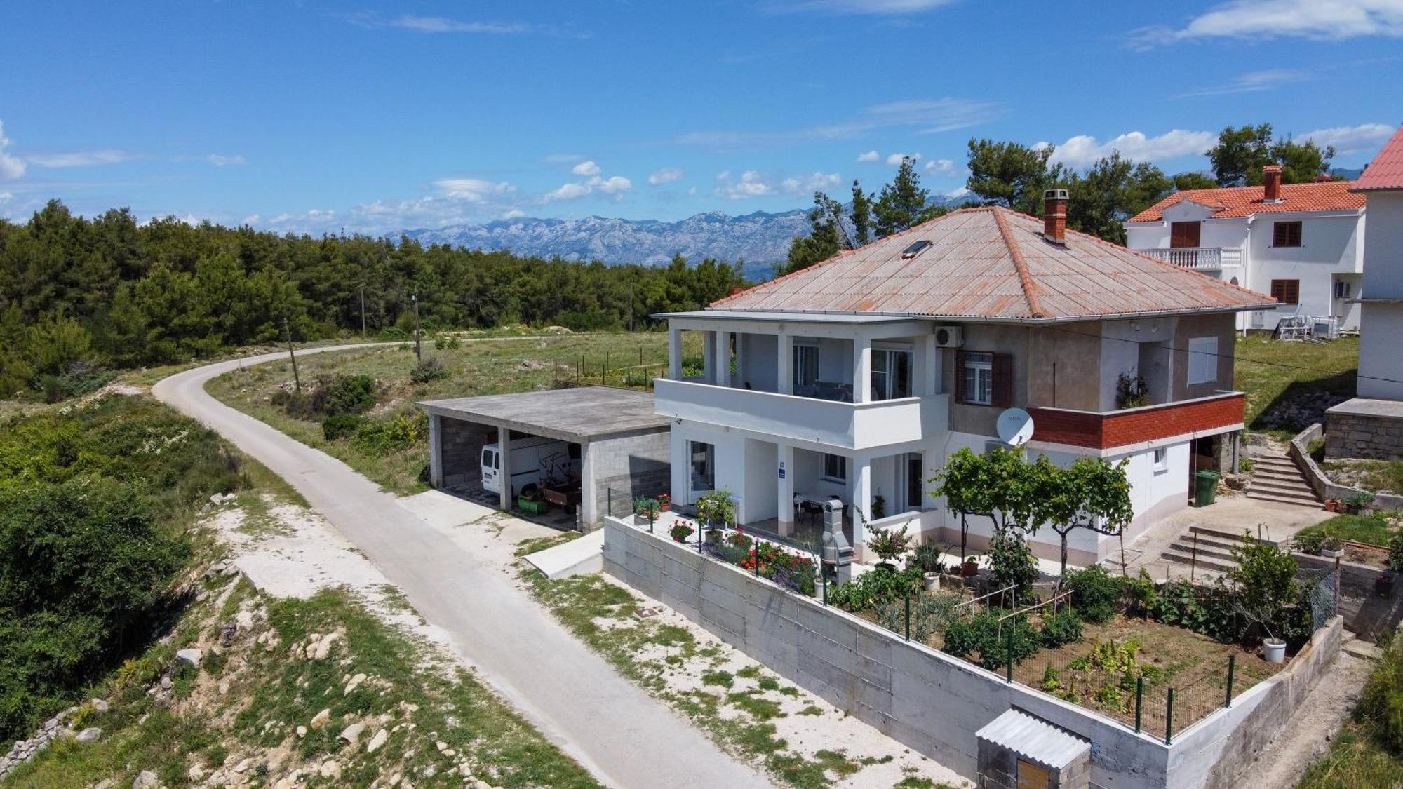Apartments Tri Mora Ражанац Номер фото