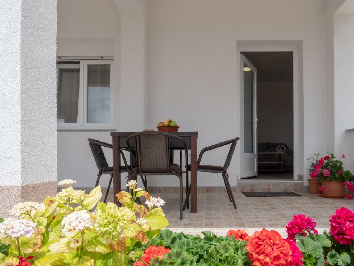 Apartments Tri Mora Ражанац Экстерьер фото