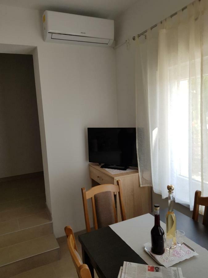 Apartments Tri Mora Ражанац Экстерьер фото